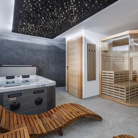 Franc Holiday House With A Spacious Terrace, Hot Tub And Sauna Lopatinec Exterior photo
