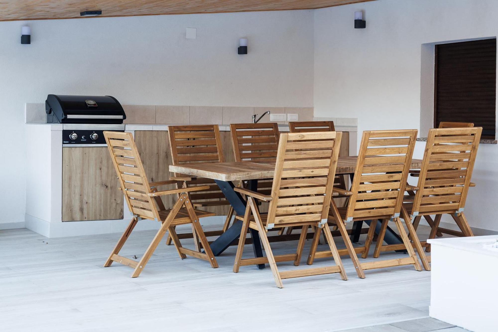 Franc House With A Spacious Terrace, Hot Tub And Sauna Holiday home Lopatinec