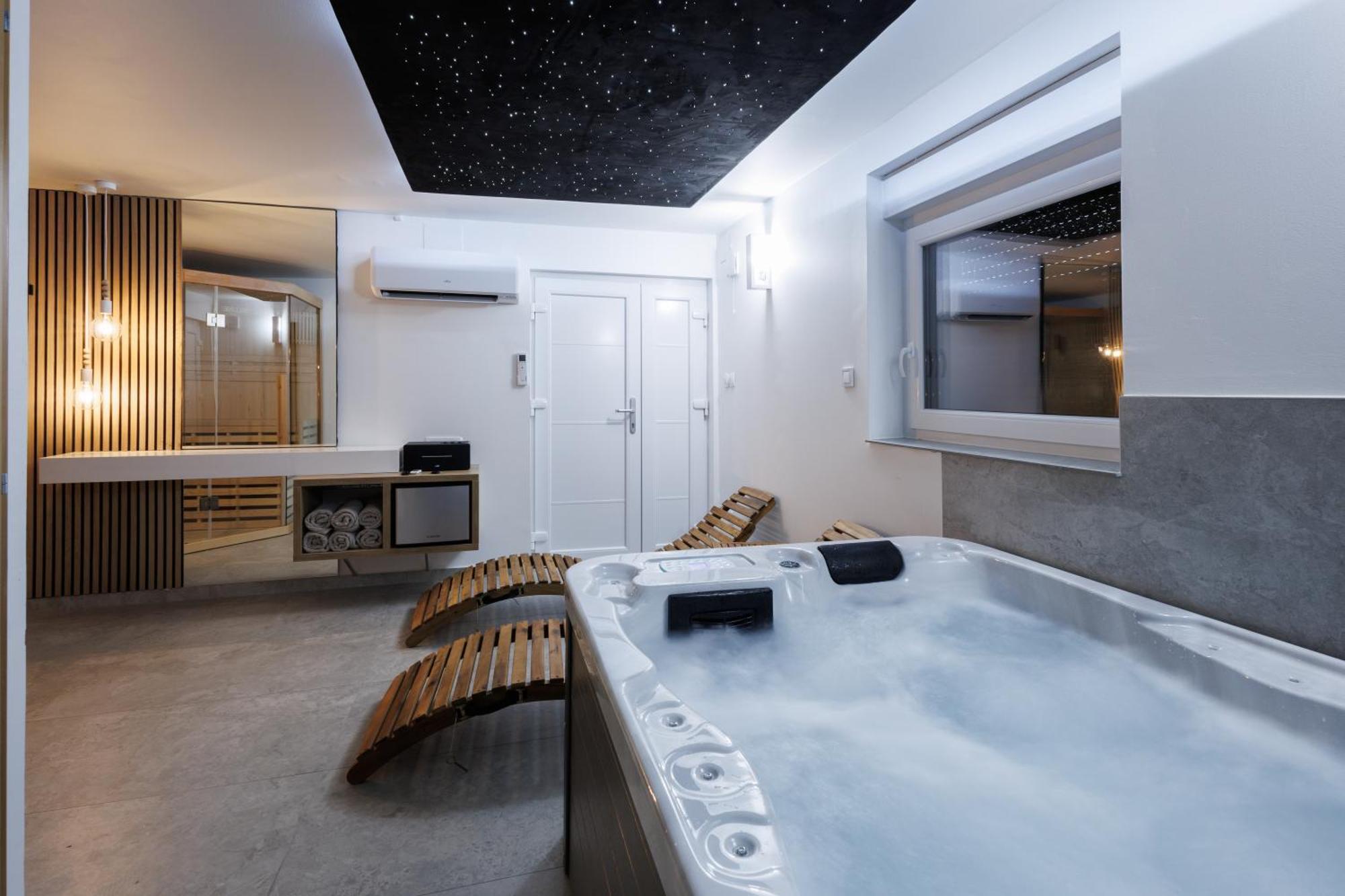 Holiday home Franc House With A Spacious Terrace, Hot Tub And Sauna Lopatinec